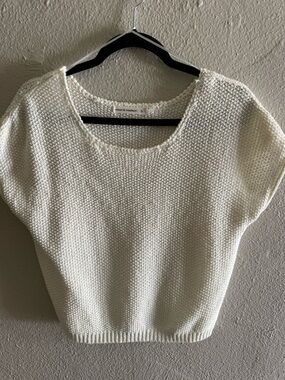 moon & madison Cream Knit Cropped Tee